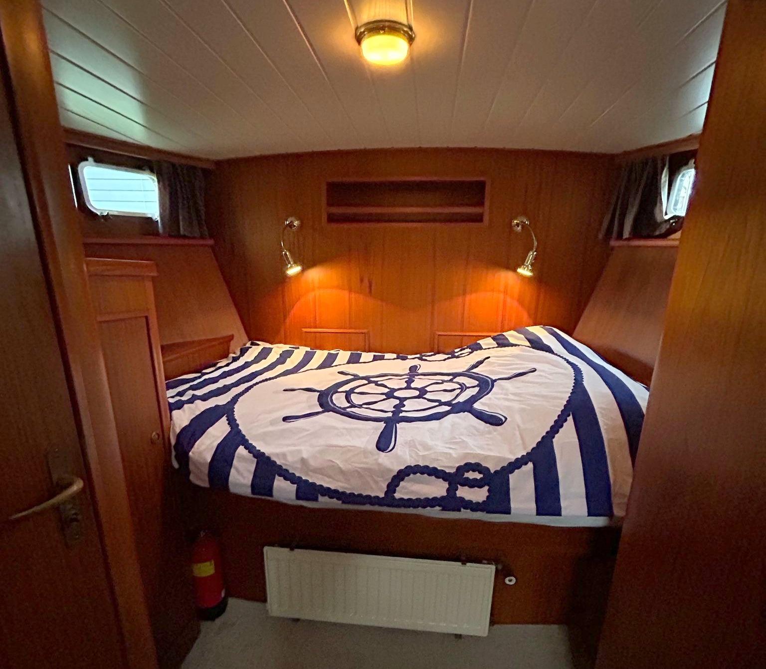 Monty Bank Monty Bank Kotter 41 AK Cabrio