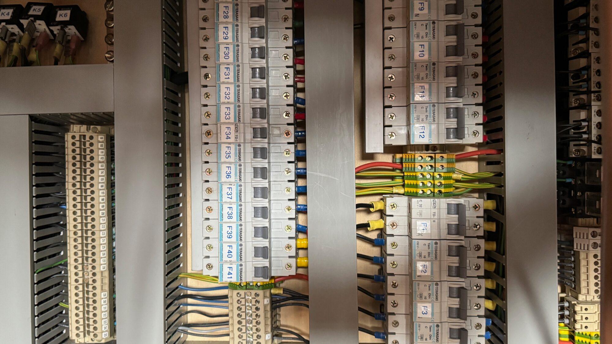 T & T T & T Rondspantkotter 14.00 OK