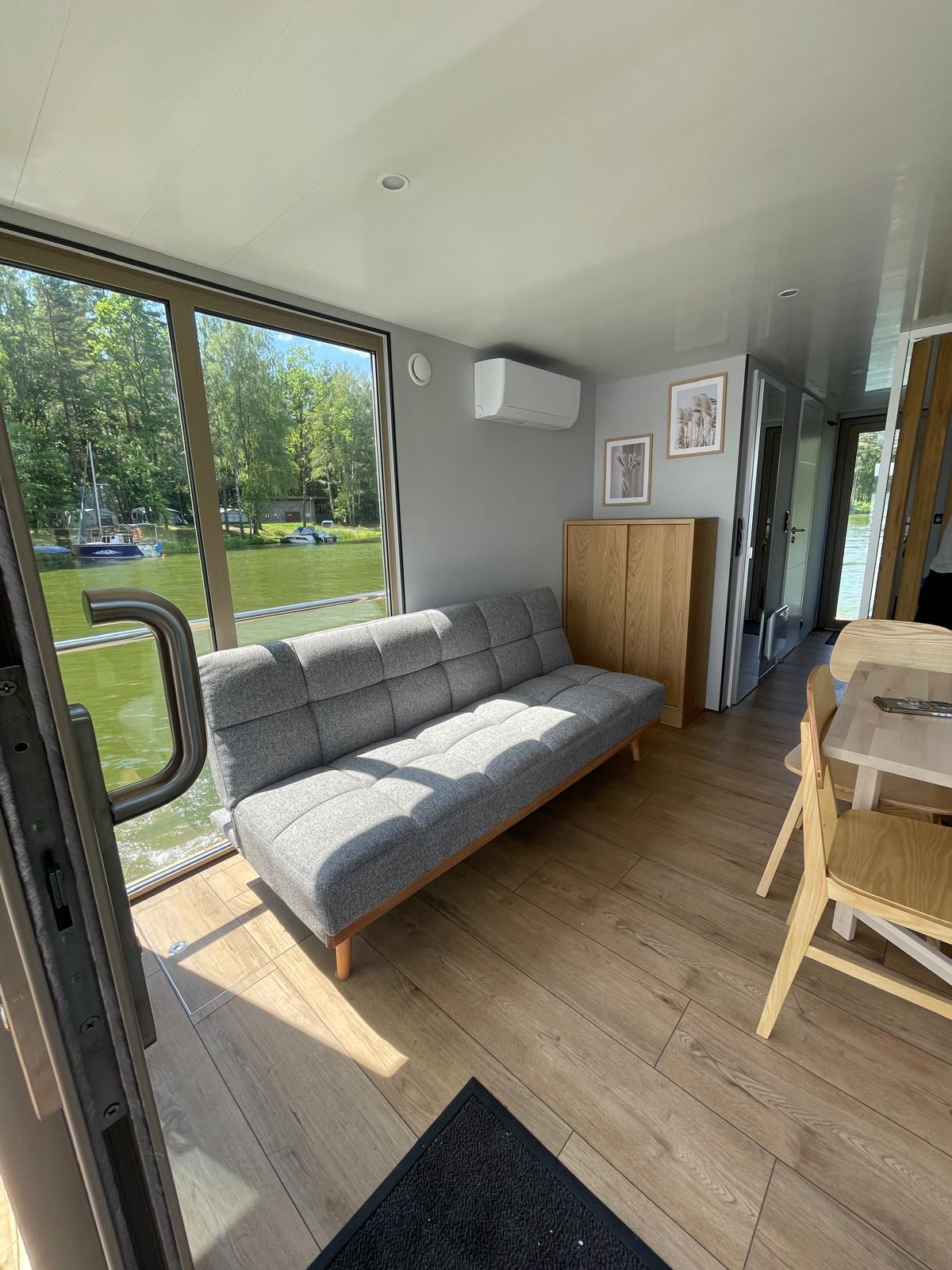 La Mare Houseboat STB 3.0