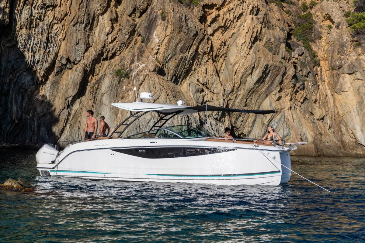 Jeanneau TH33 Twin-Hull hoofdfoto: 1