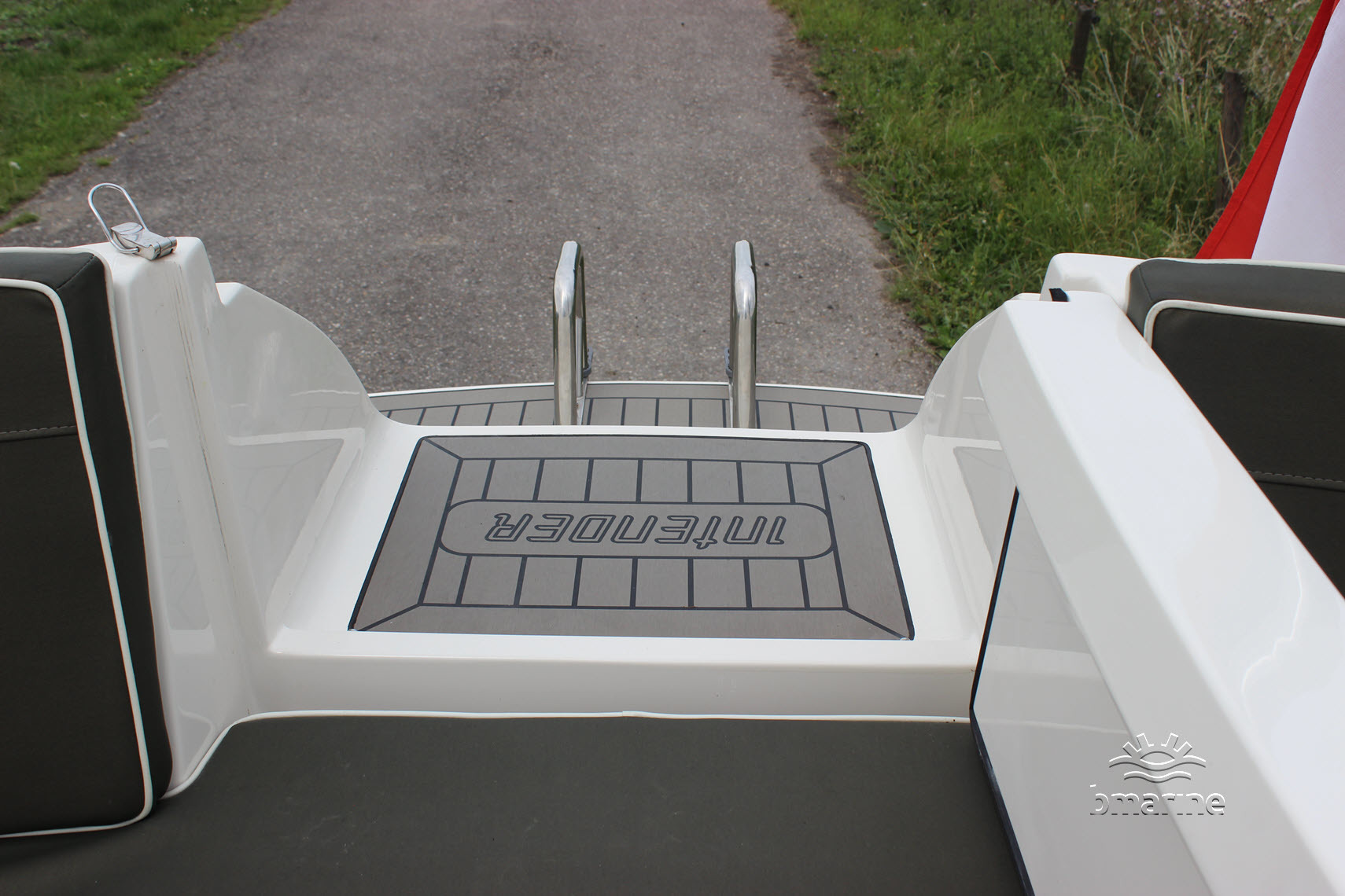 Interboat Intender 650