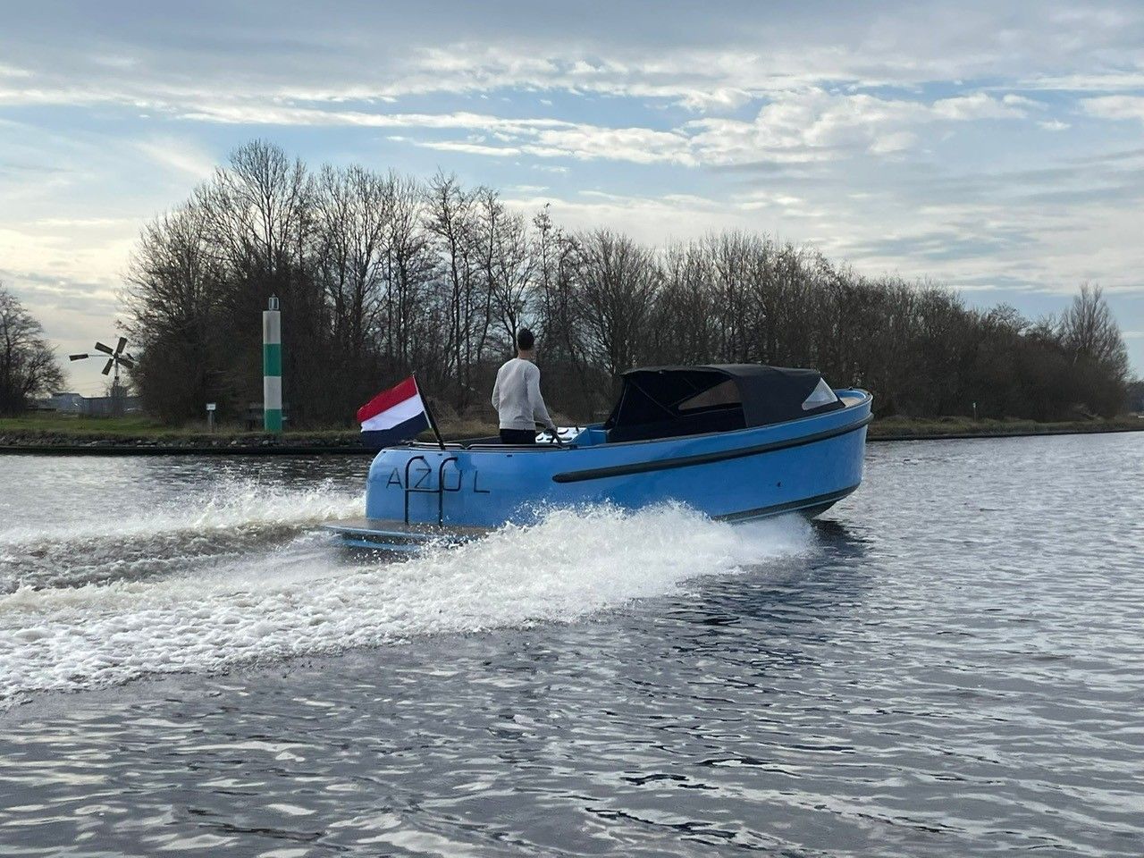 Seafury Hawker Tender 725 hoofdfoto: 1