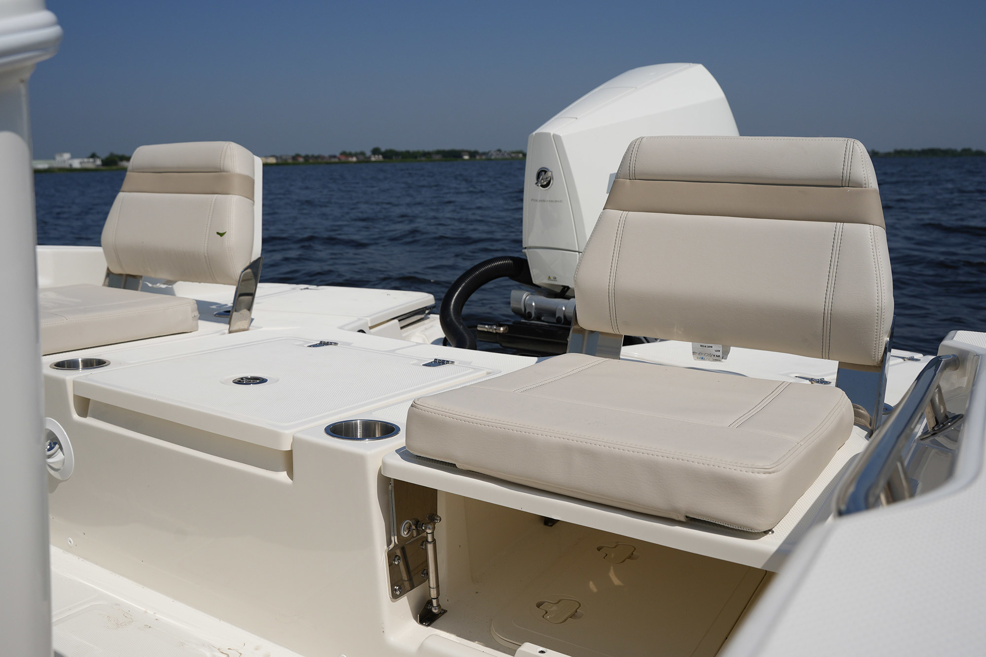 Boston Whaler 250 Dauntless