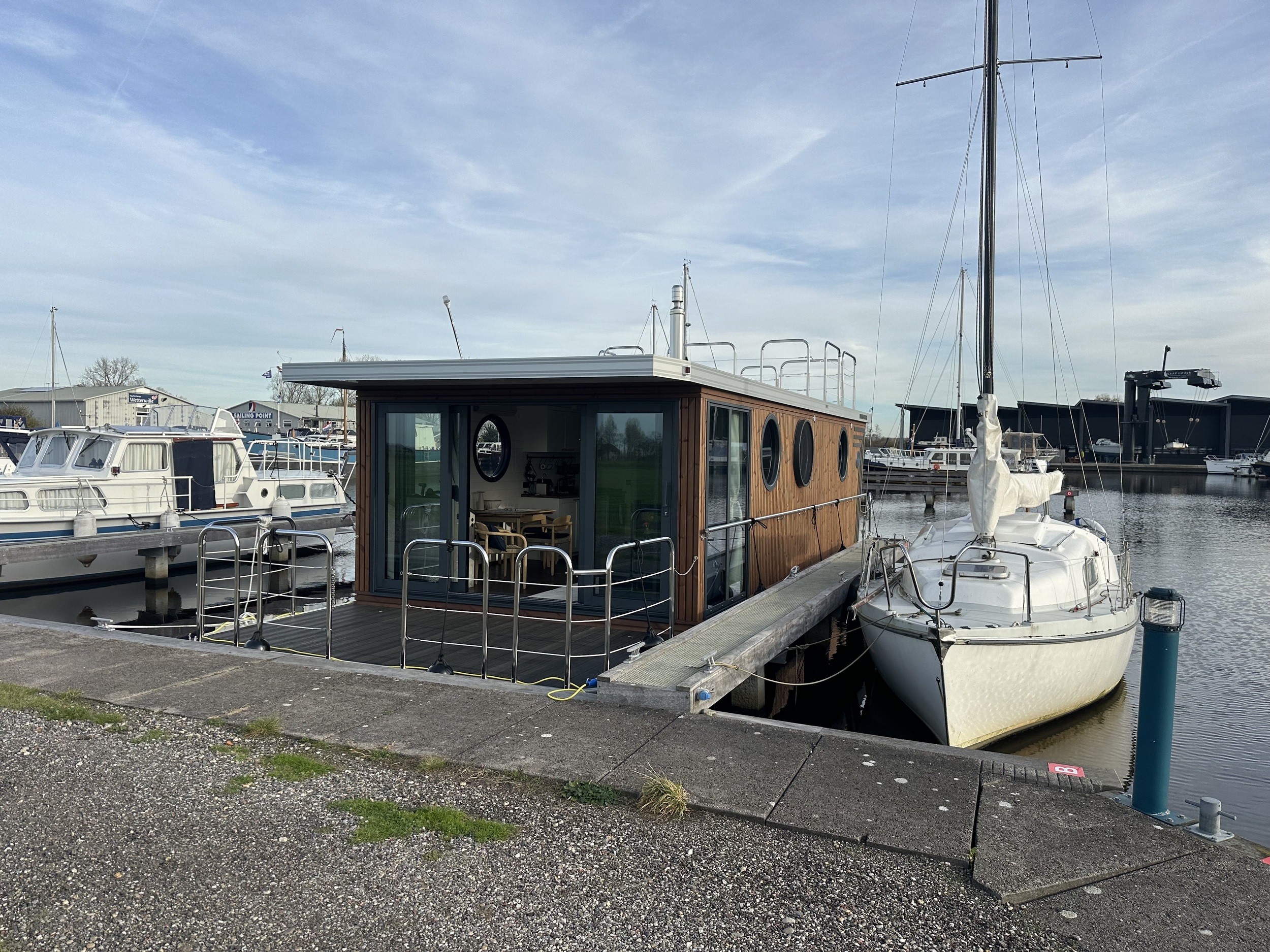 Nordic Season Houseboat NS 40 Eco 36m2