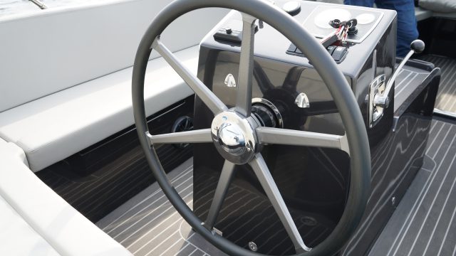 Seafury Hawker 725 jonge occasion