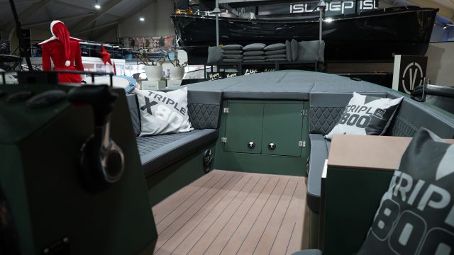 Triple X800 vaarklaar & ZONDAG GEOPEND
