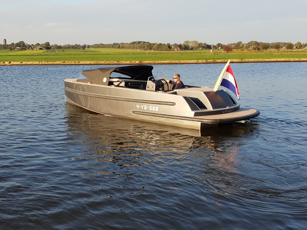 Van Vossen VanVossen Tender 888 (sport)