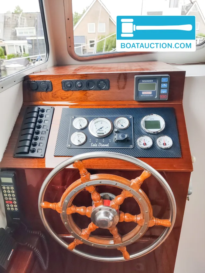 Unter Elbe Motorsailer