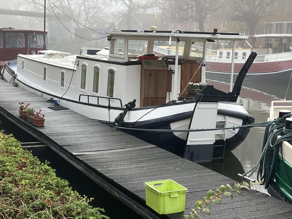 Varend Woonschip Skutsje 17.12