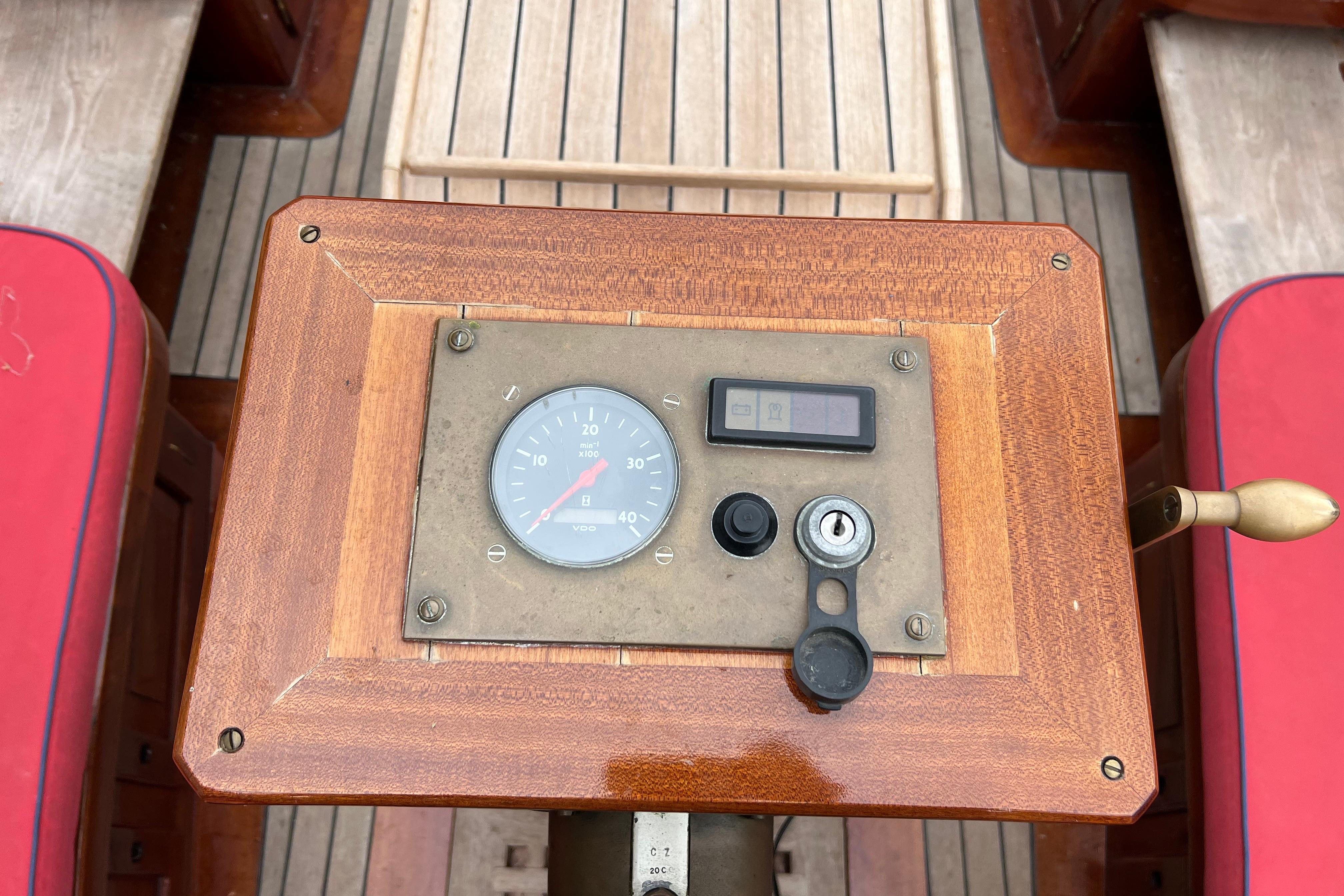 Breedendam 690 Sloep