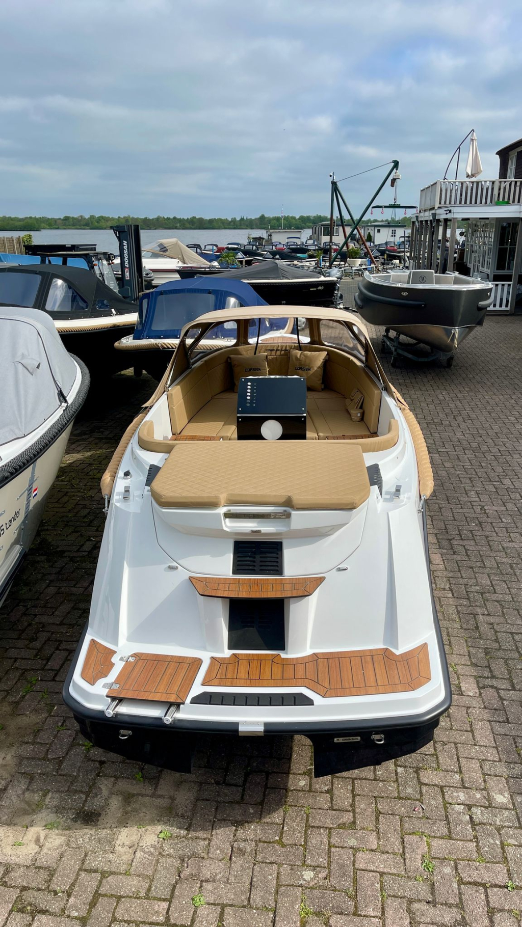 Corsiva 600 tender vaarklaar occasion