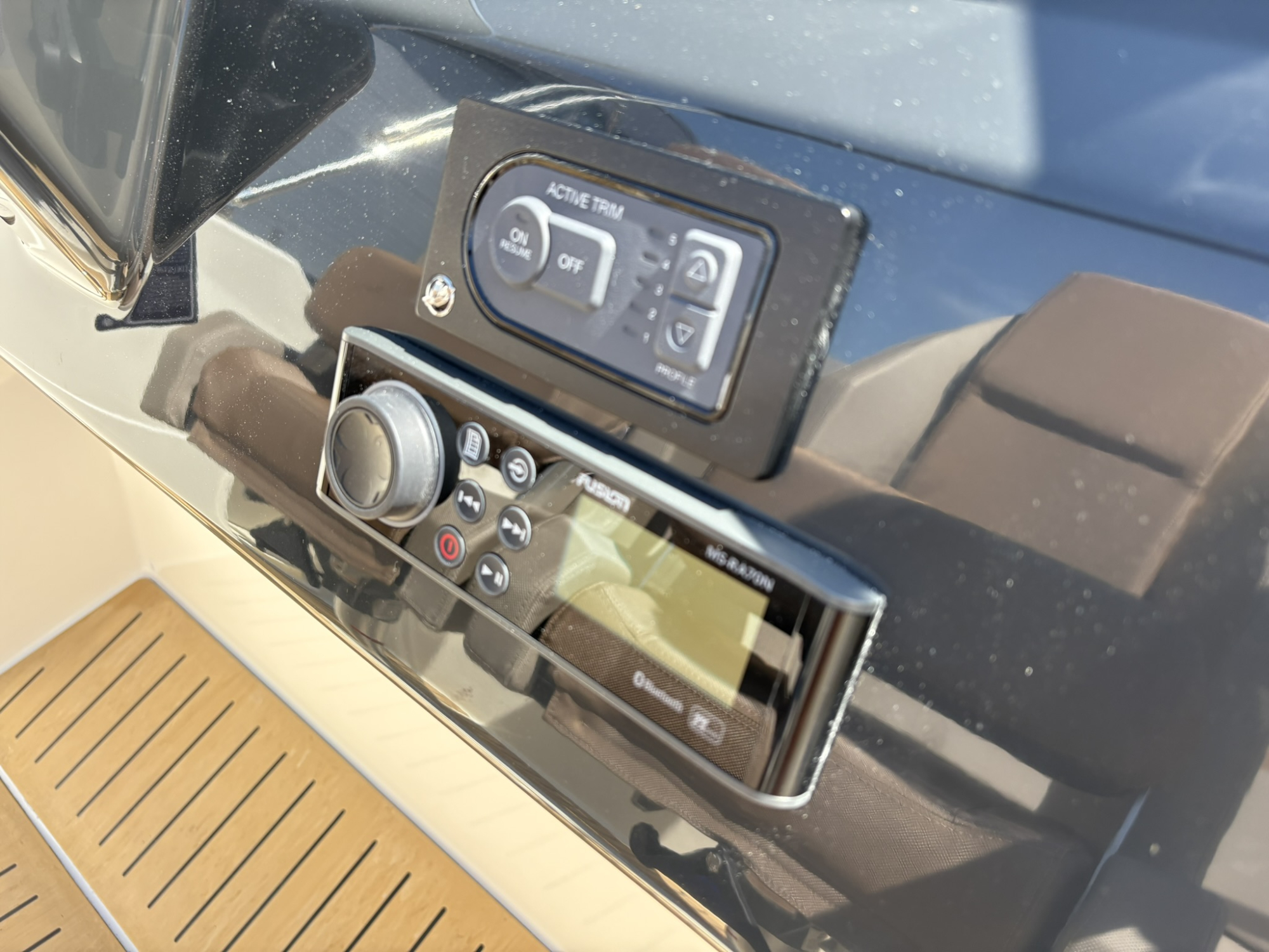 Quicksilver 605 Activ Open met Mercury 115 pk op voorraad!