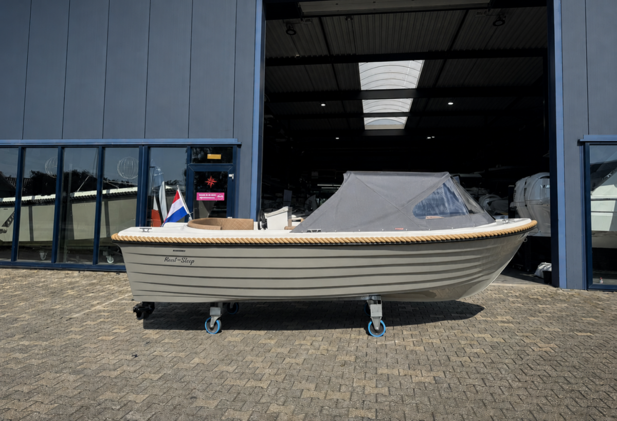 Reest Sloep 520 Classic direct leverbaar! hoofdfoto: 1