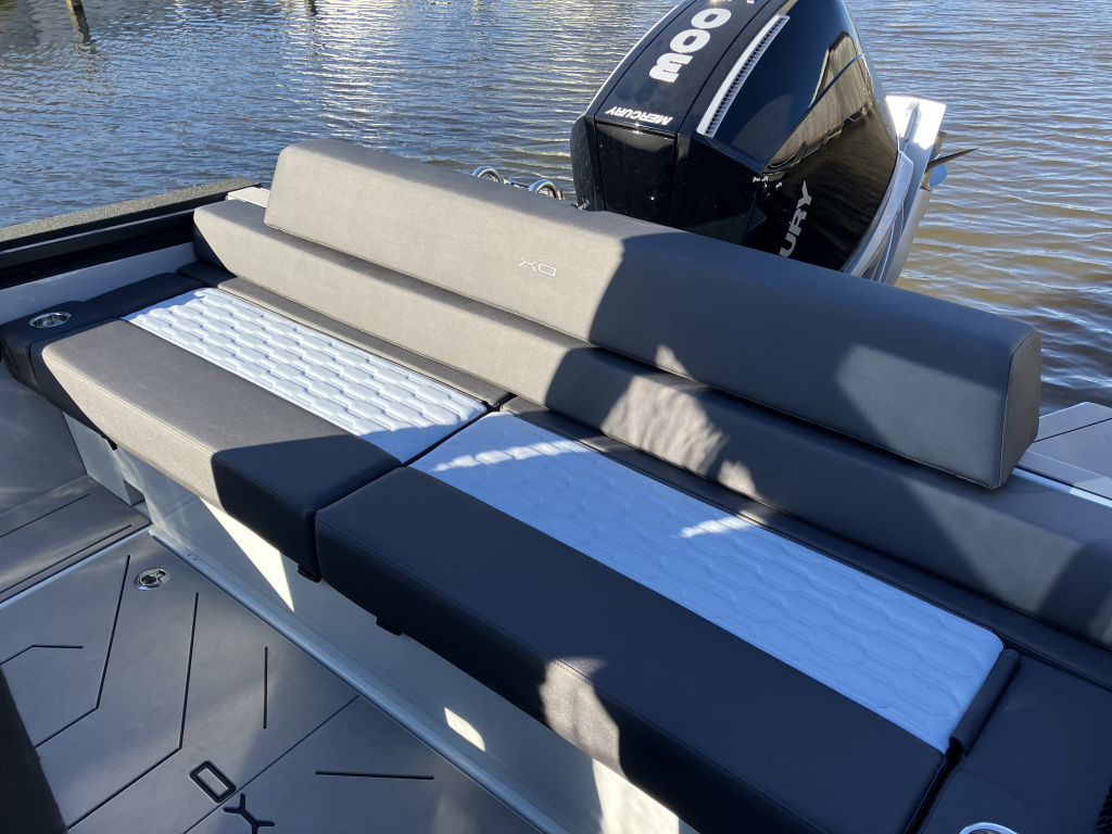 XO Boats DFNDR A8 DEMO 2025