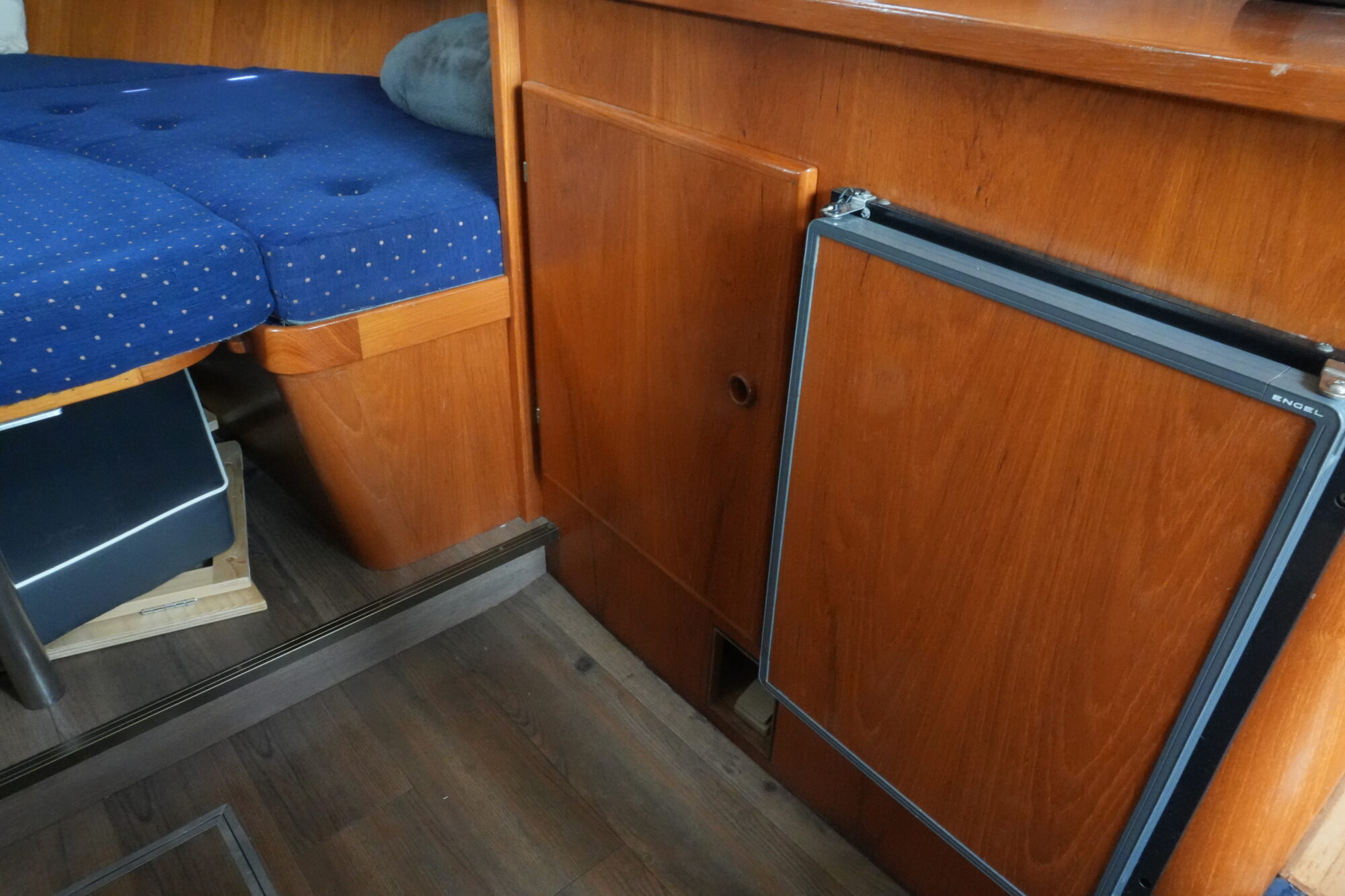 Island Plastics IP23