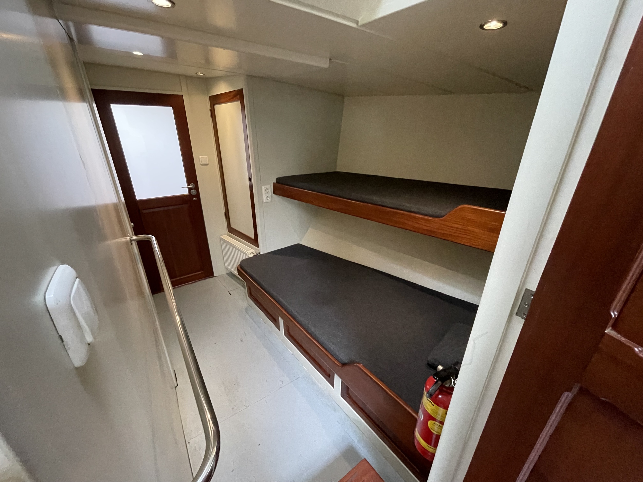 Dykstra Schooner 77, Midzwaard