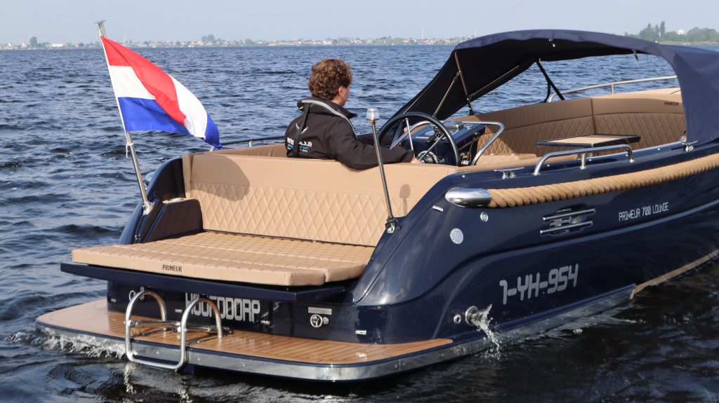 Primeur 610, 615, 620, 625, 710, 715, 700, 700 lounge, 850 cabin hoofdfoto: 1