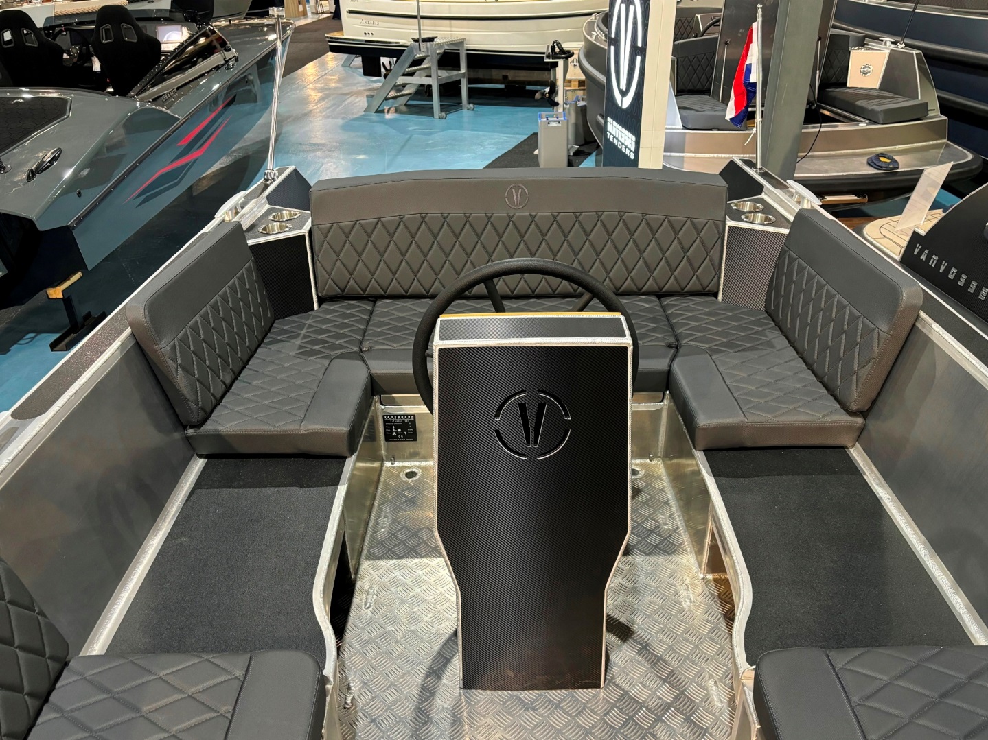 Van Vossen E-tender 595 E-propulsion 6kW op voorraad