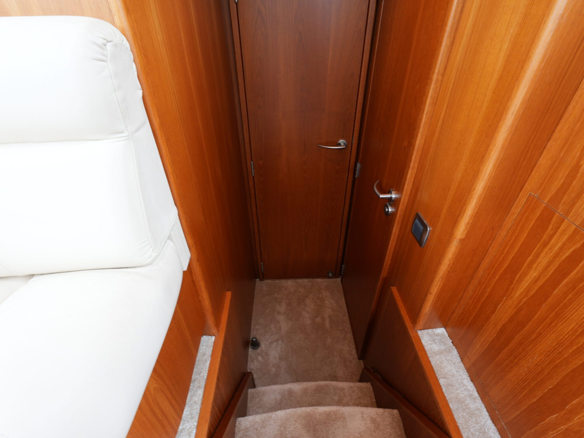 Van Vossen Parade 12.70 AK Exclusive