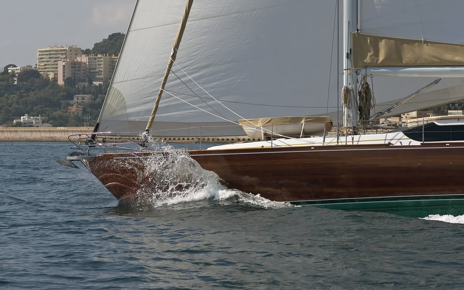 Lagoon Royal Classic 66