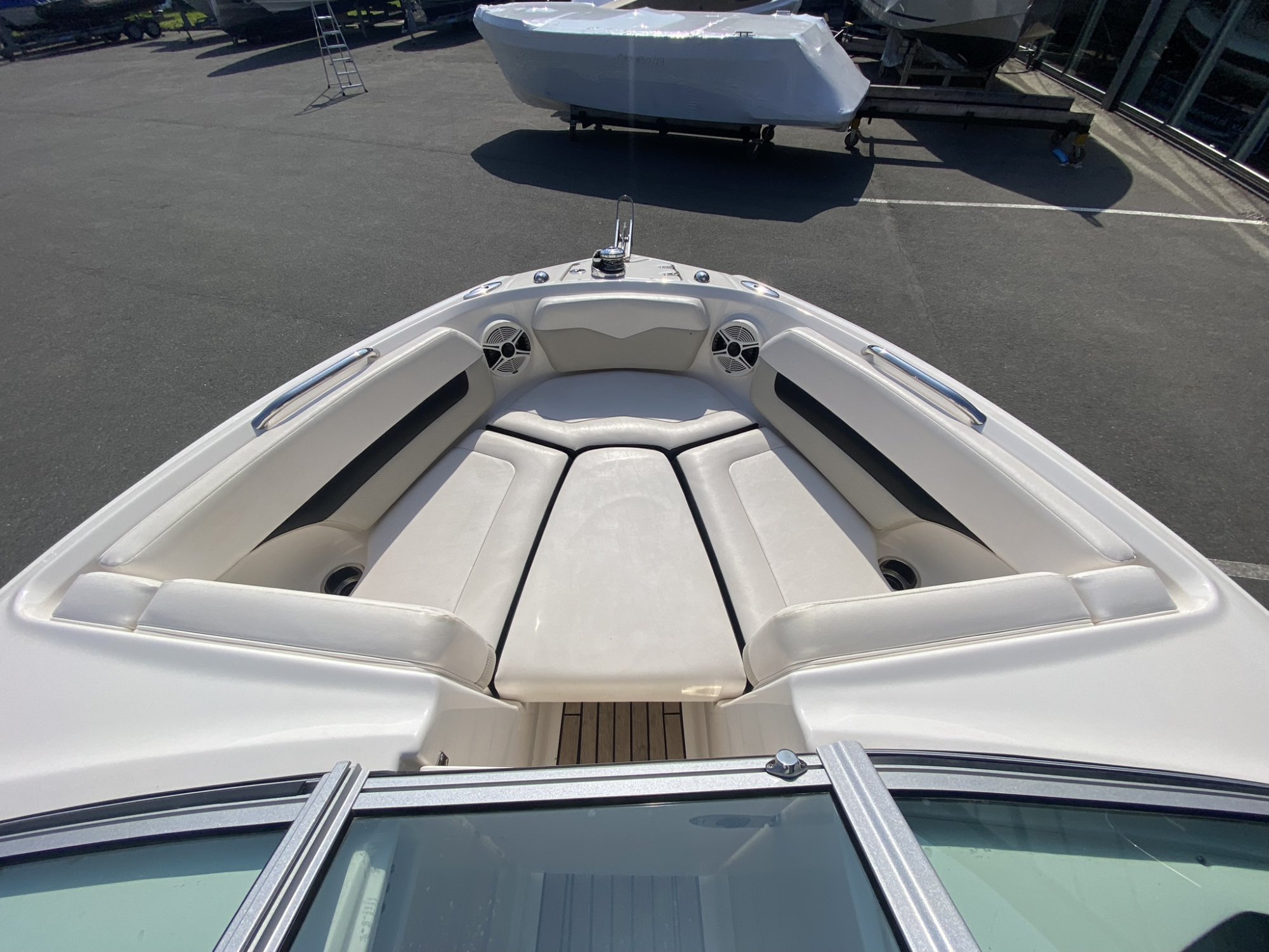 Chaparral Chapparral 206 ssi met Mercruiser 4.3MPI 220 pk!