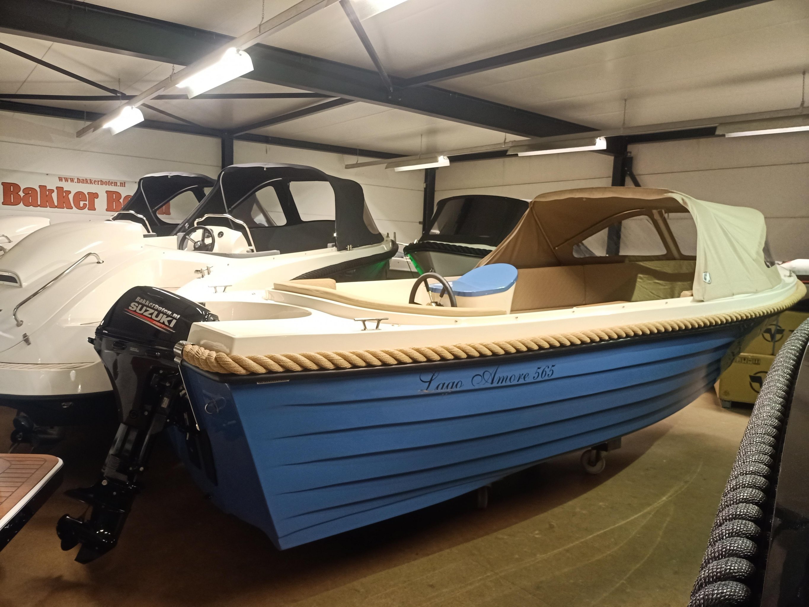 Lago Amore 565 nieuw, 9.9pk Suzuki efi