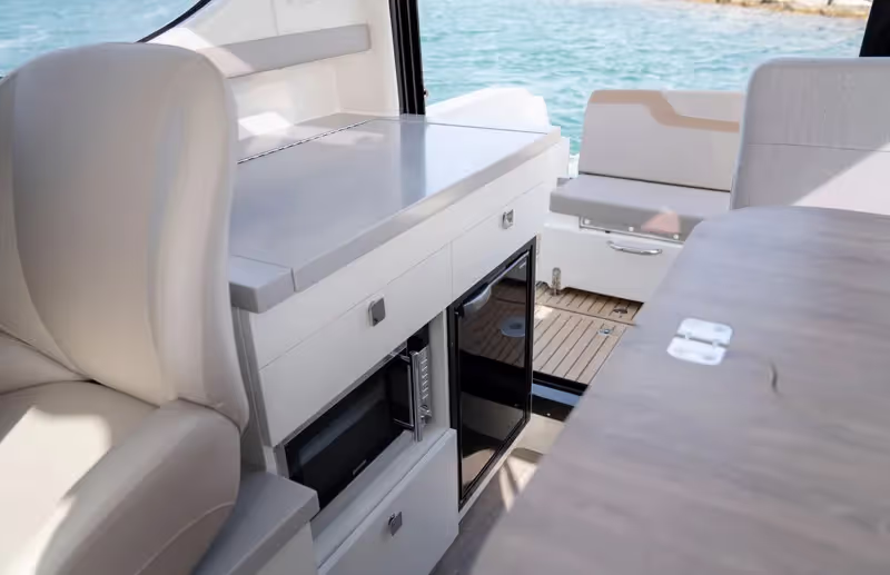 Quicksilver 905 Weekend