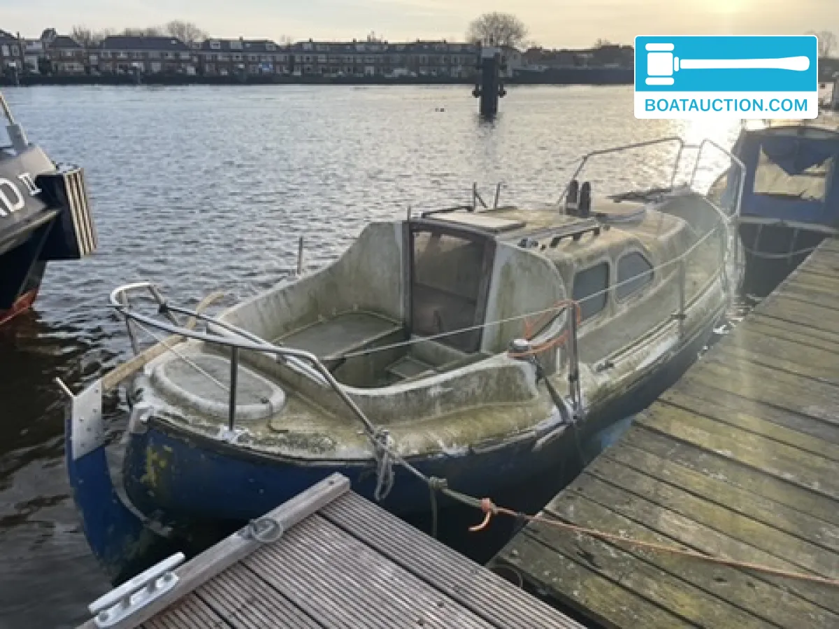 Kajuitzeilboot Midget