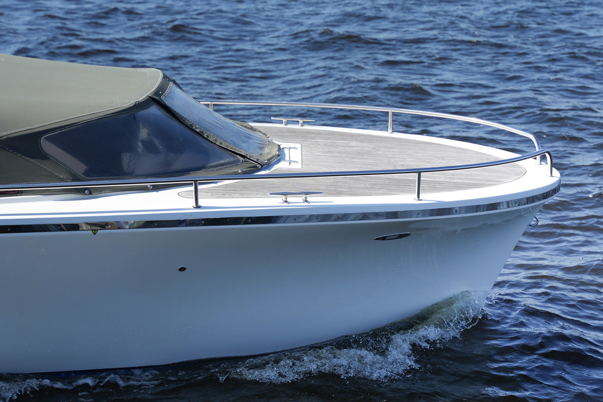 Riviera 24