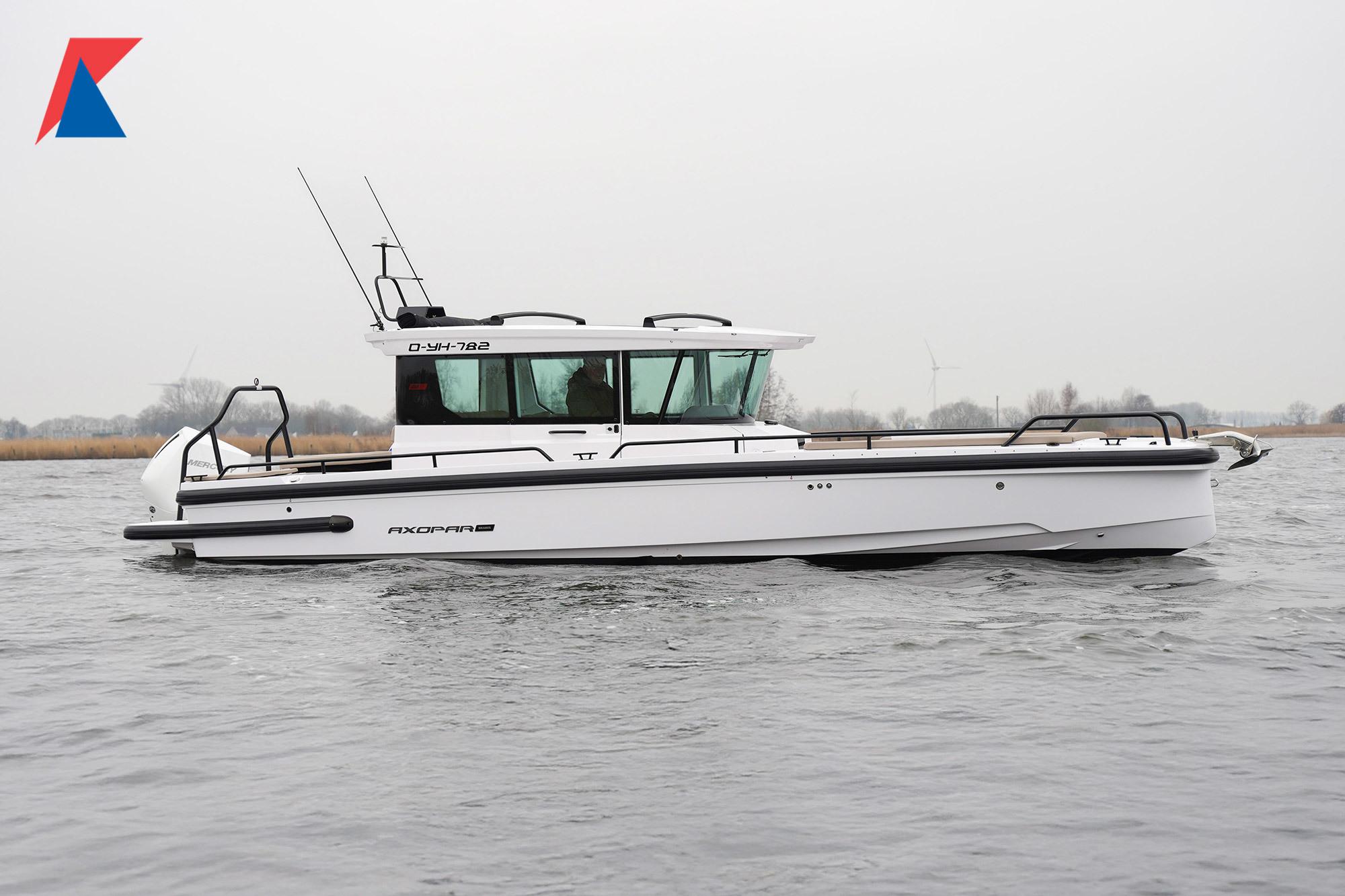 Axopar 28 CABIN