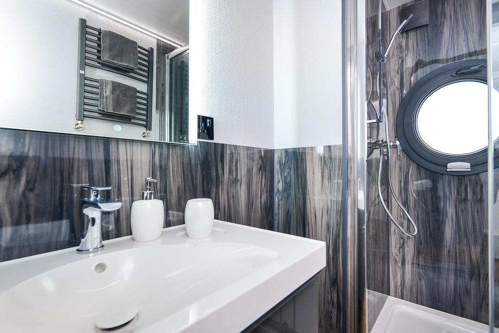 La Mare Houseboat Apartboat XL - NEW