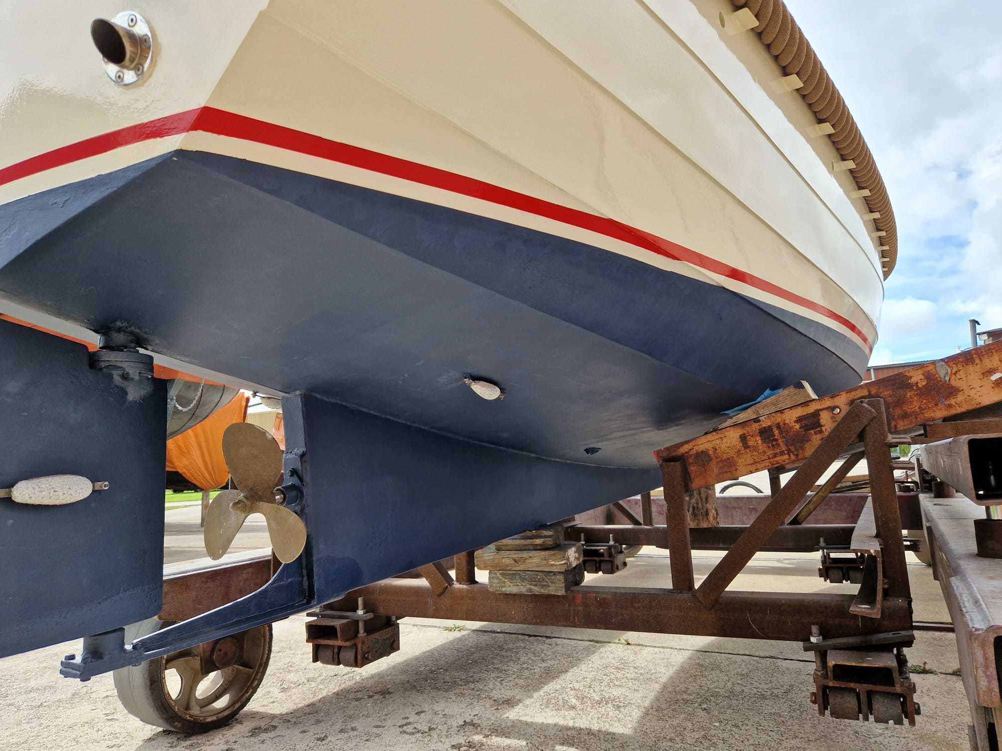 Overnaadse Sloep 750