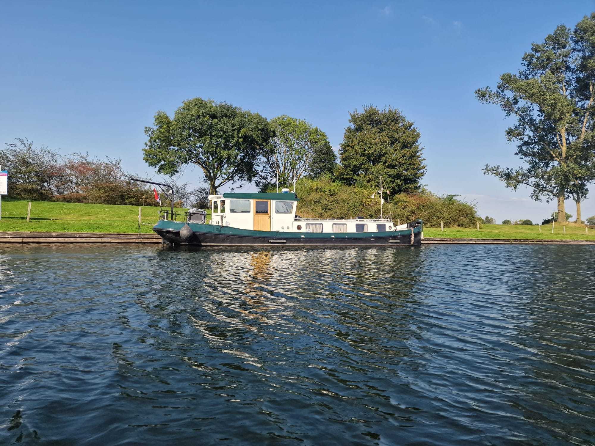 Luxe Motor Ex Beurtschip 16.17