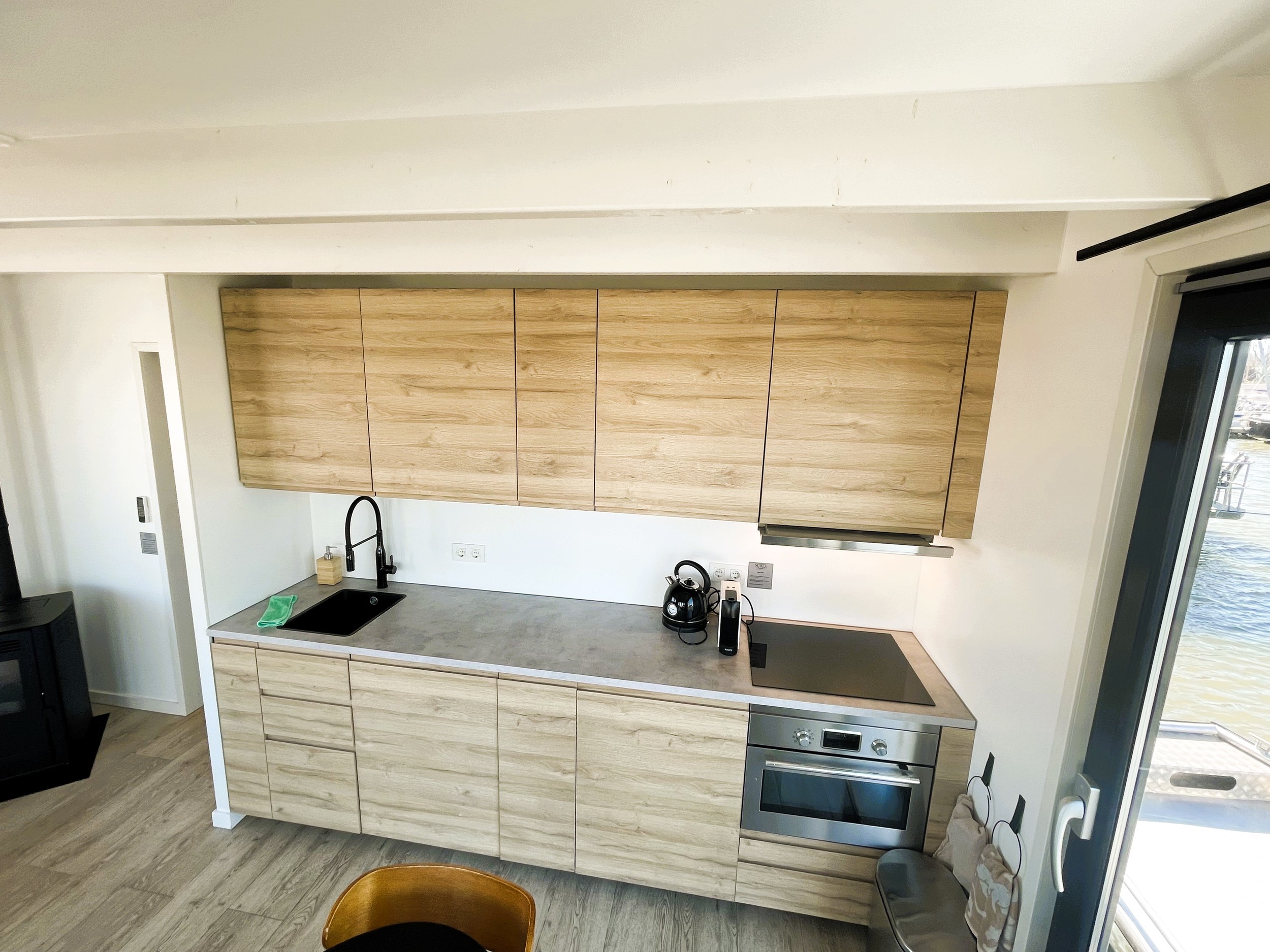 Surla 15 Houseboat Zelfvoorzienend