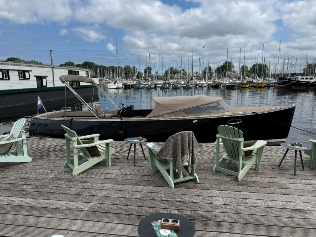 AdmiralsTender C28