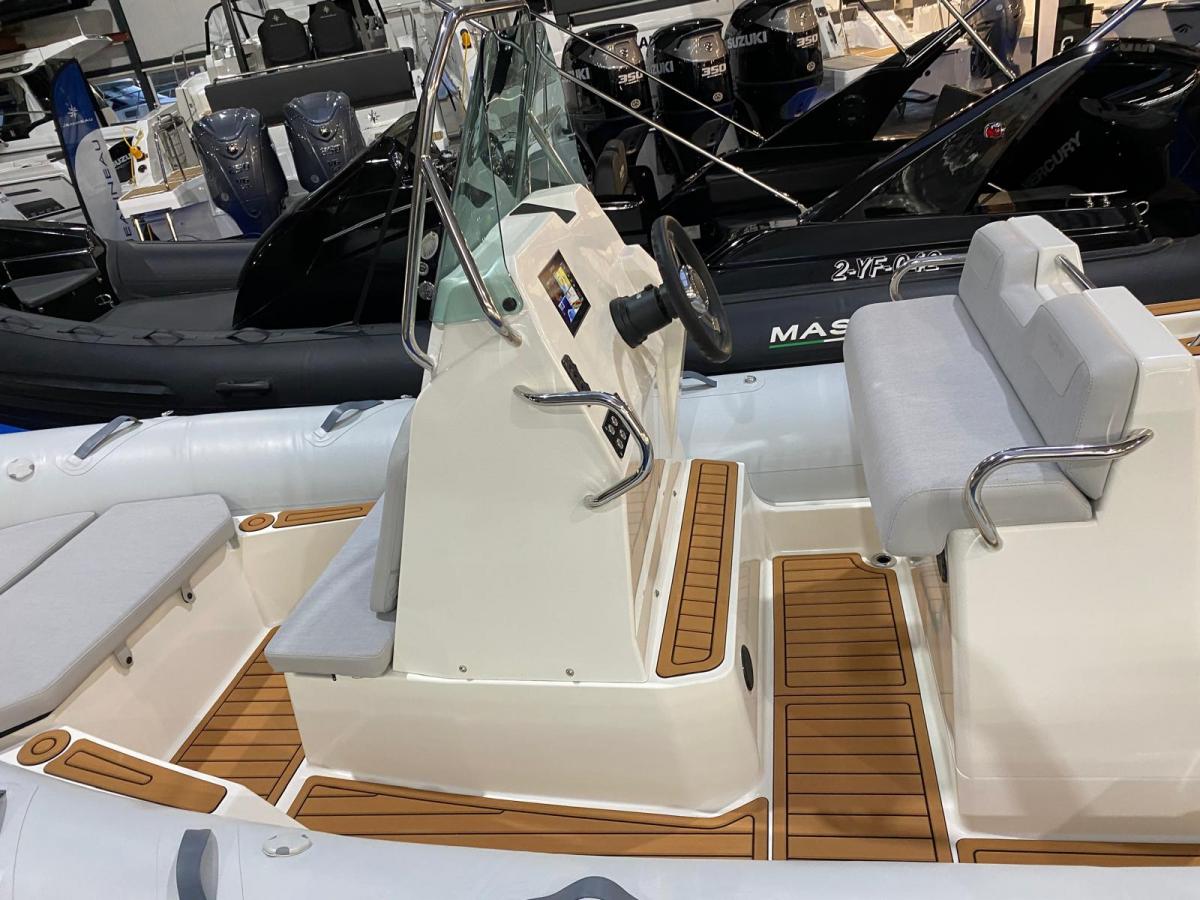 Zodiac Medline 5.8 RIB Voorjaar aanbieding