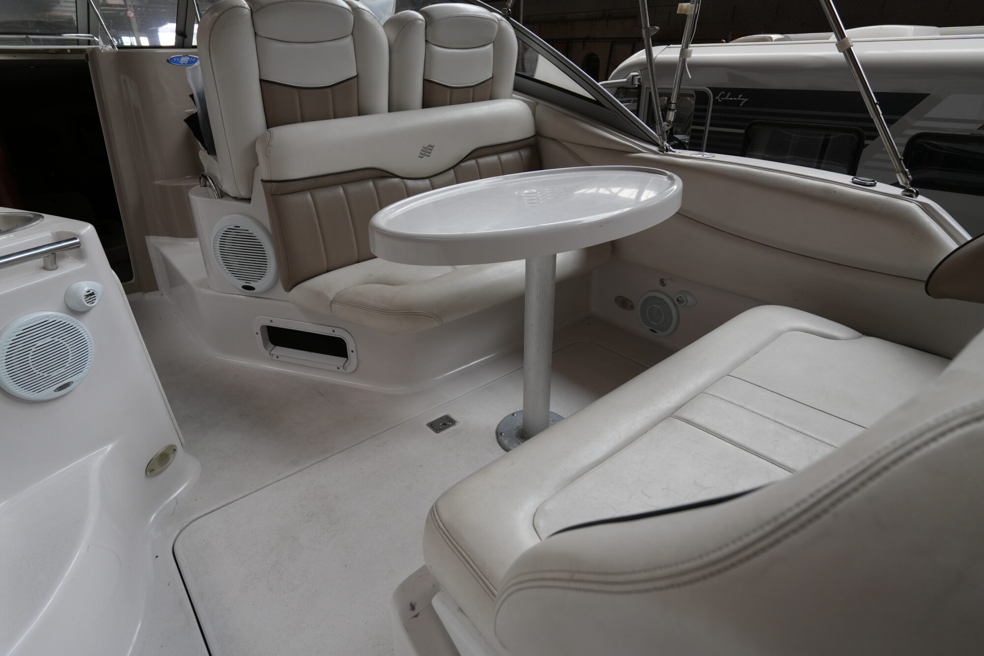 Four Winns 258 Vista