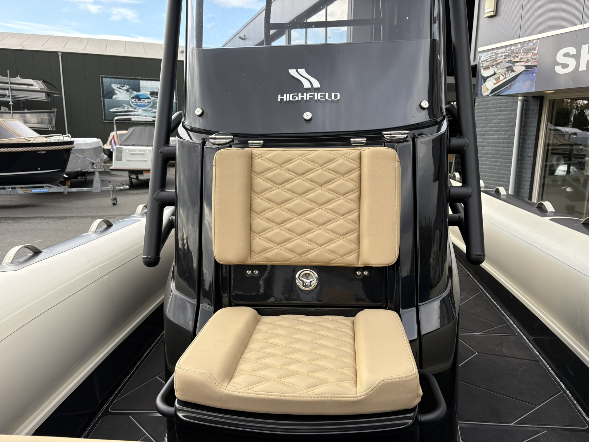 Highfield AANBIEDING -  Sport 800 met Mercury 350 pk V10 op voorraad!