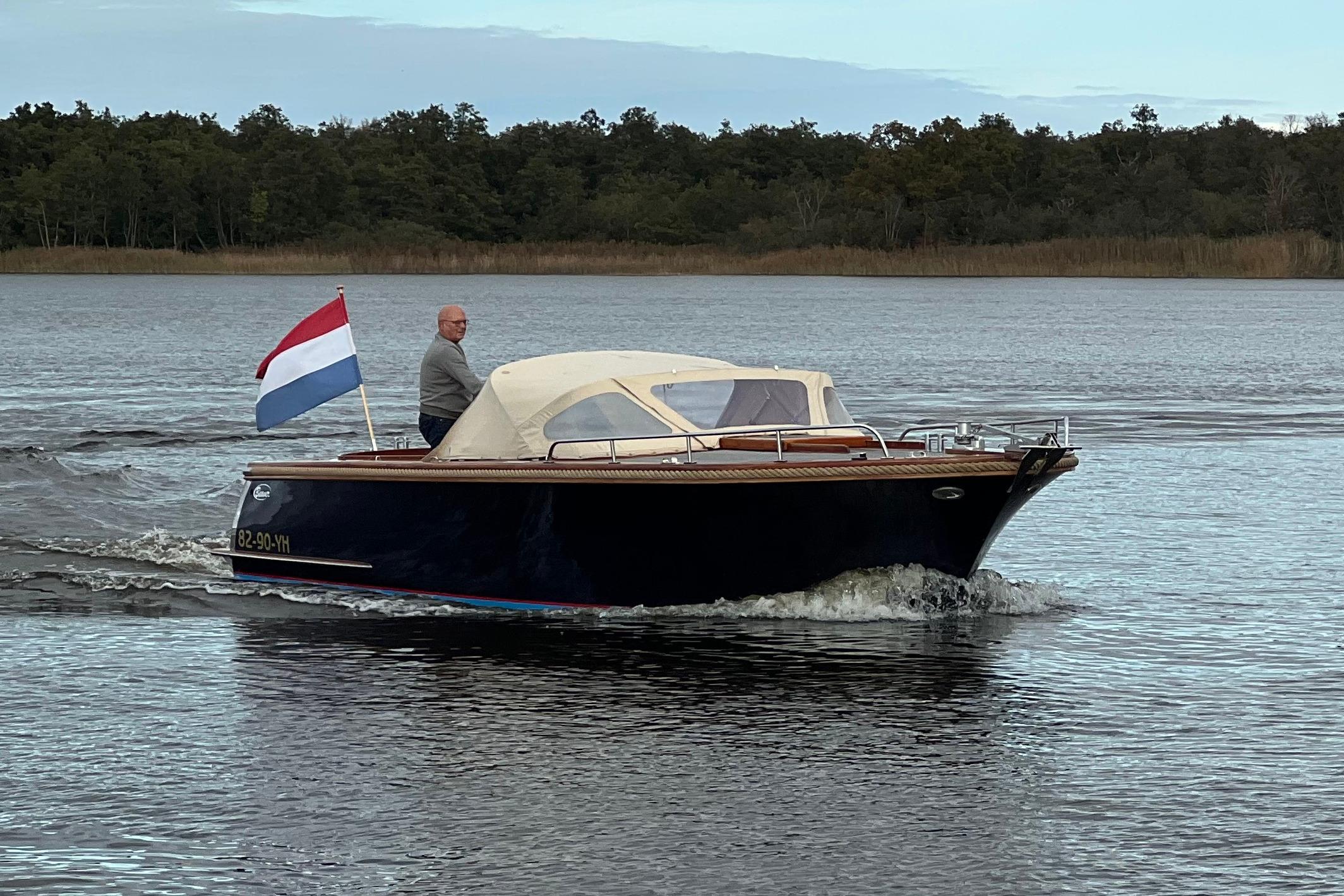 Beaver Yachts 28 Picknick Lounge