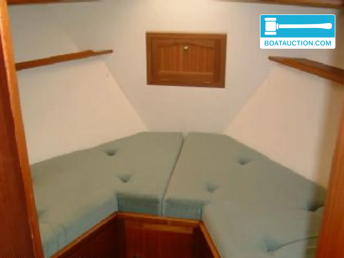 Broom 39 Continental