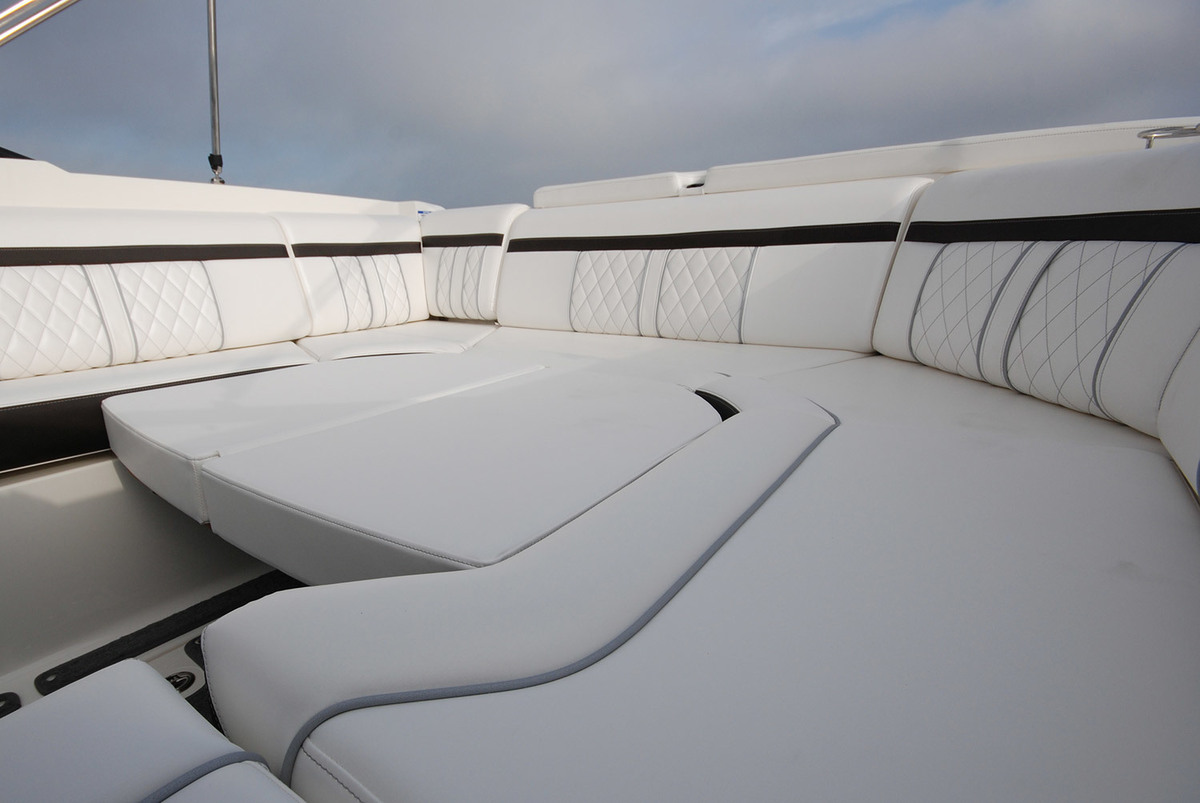 Sea Ray Sun Sport 250