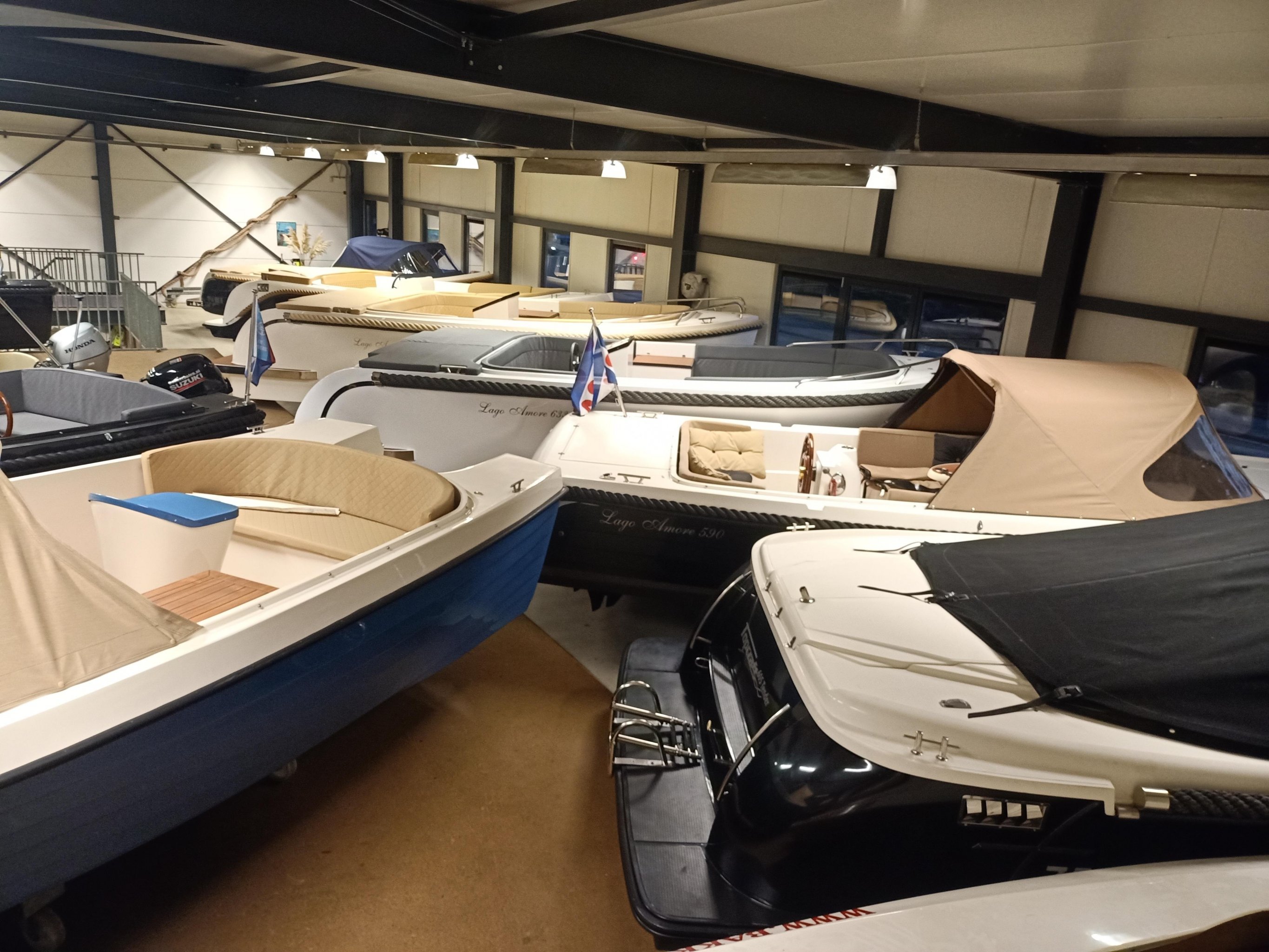 Oud Huijzer 616 Tender