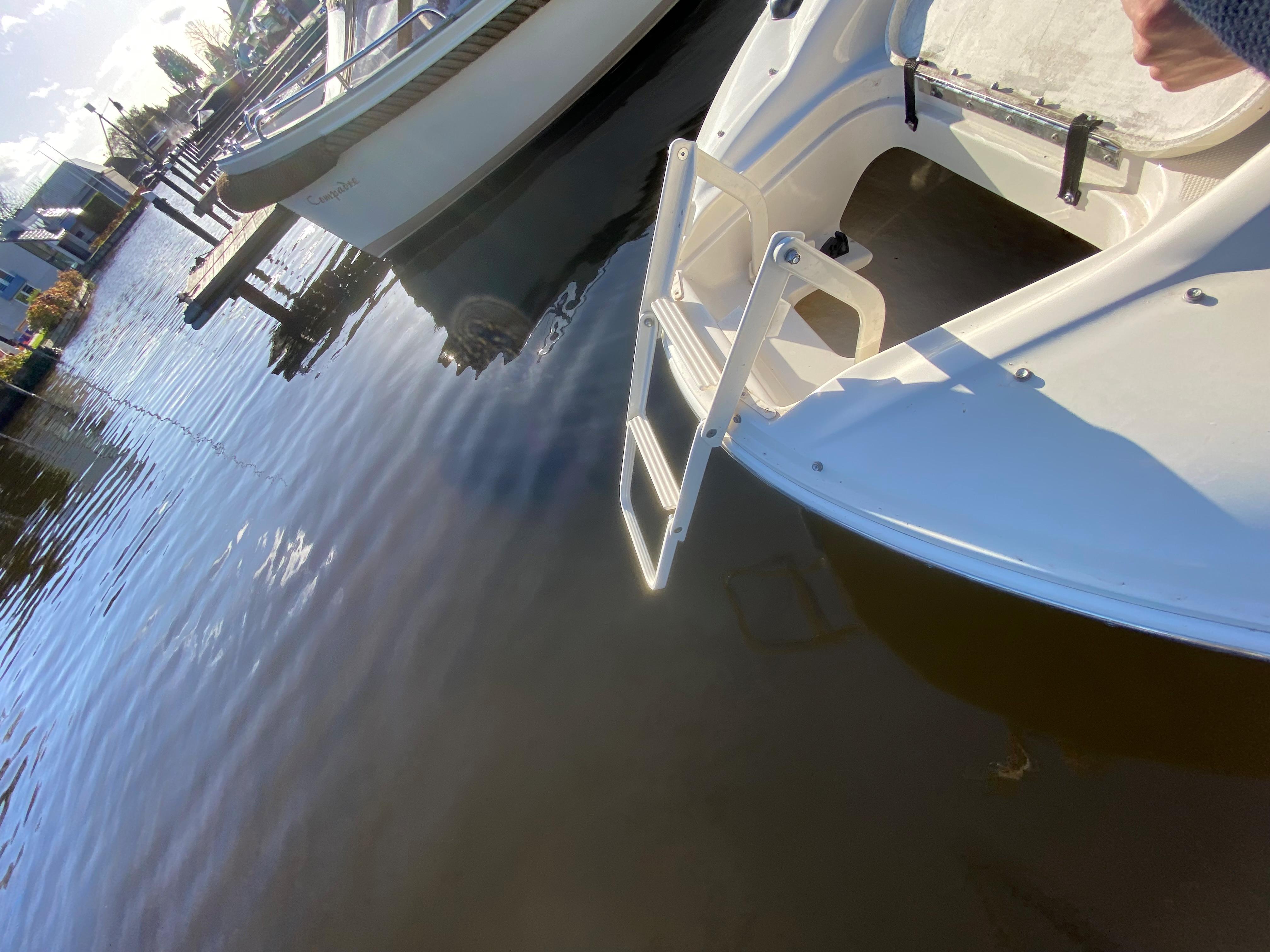 Sea Ray 240 Sundeck