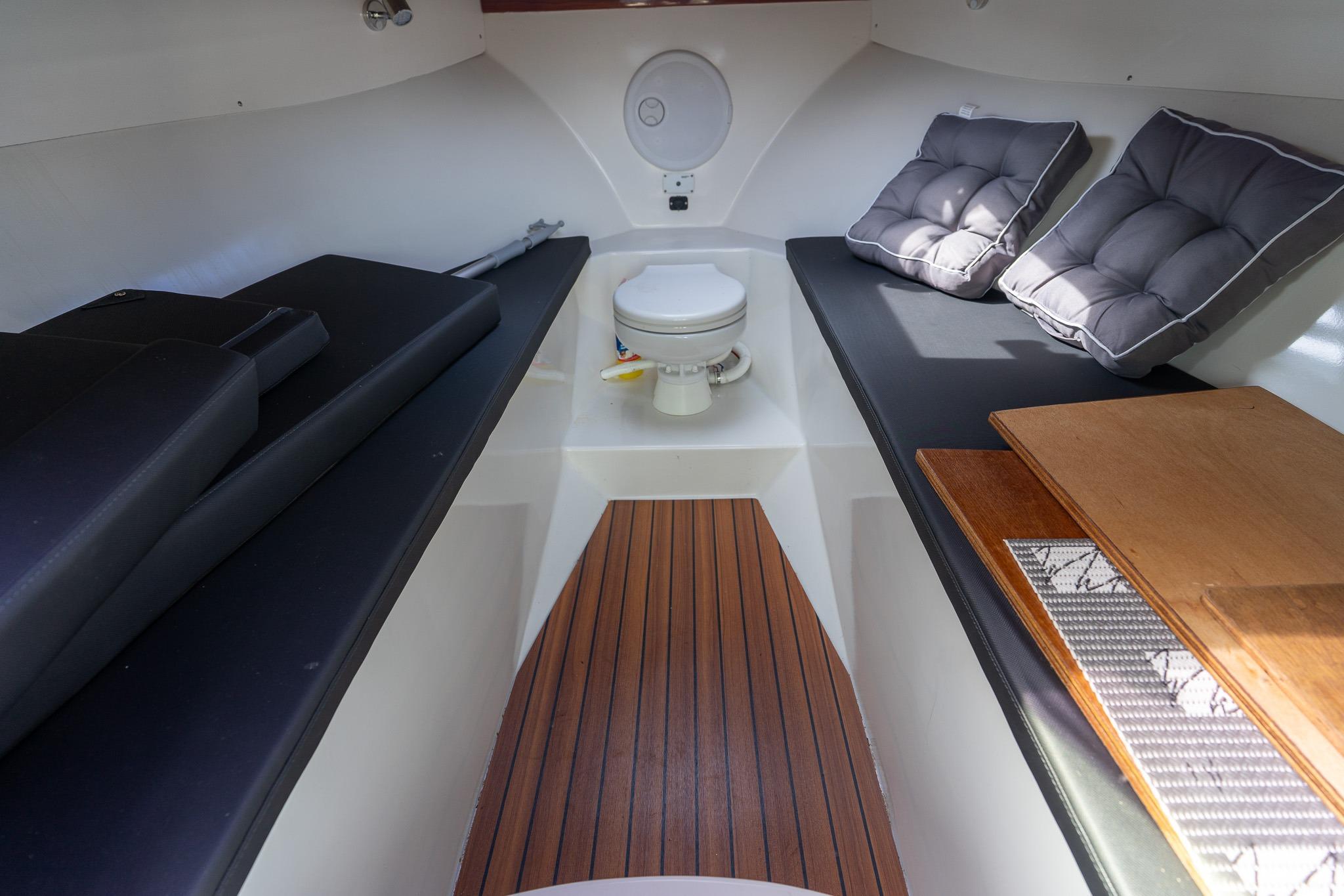Tender Nauta Spirit 28 Cabin