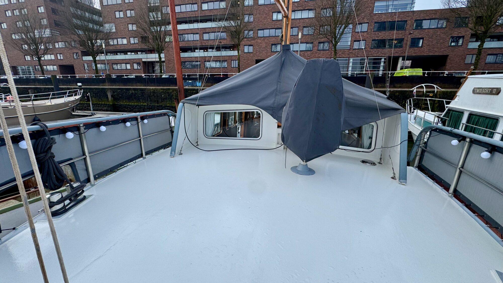 Pieter Beeldsnijder Pieter Beeldsnijder Rondspantkotter 12.85 AK