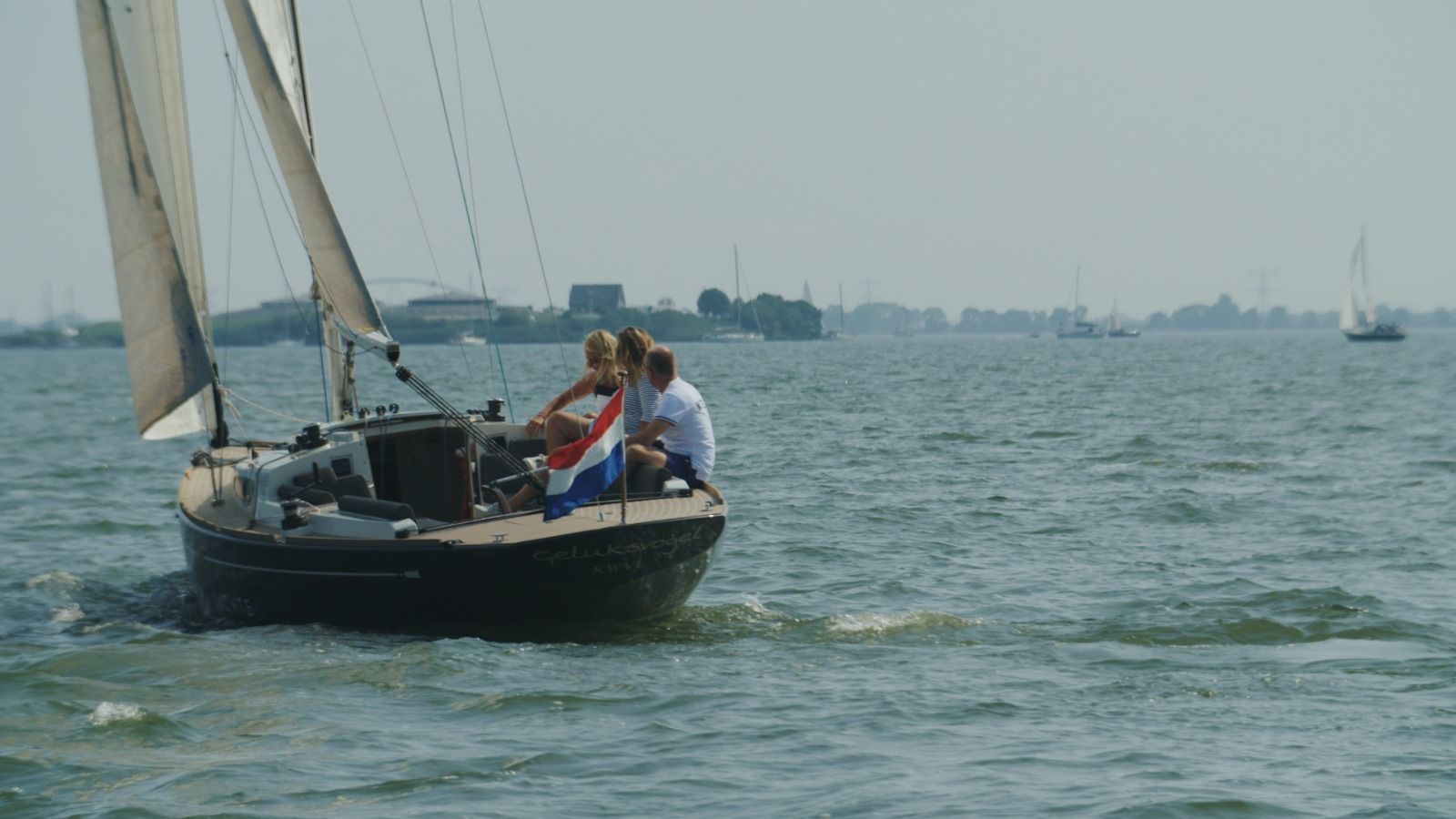 Menken Flyer 33