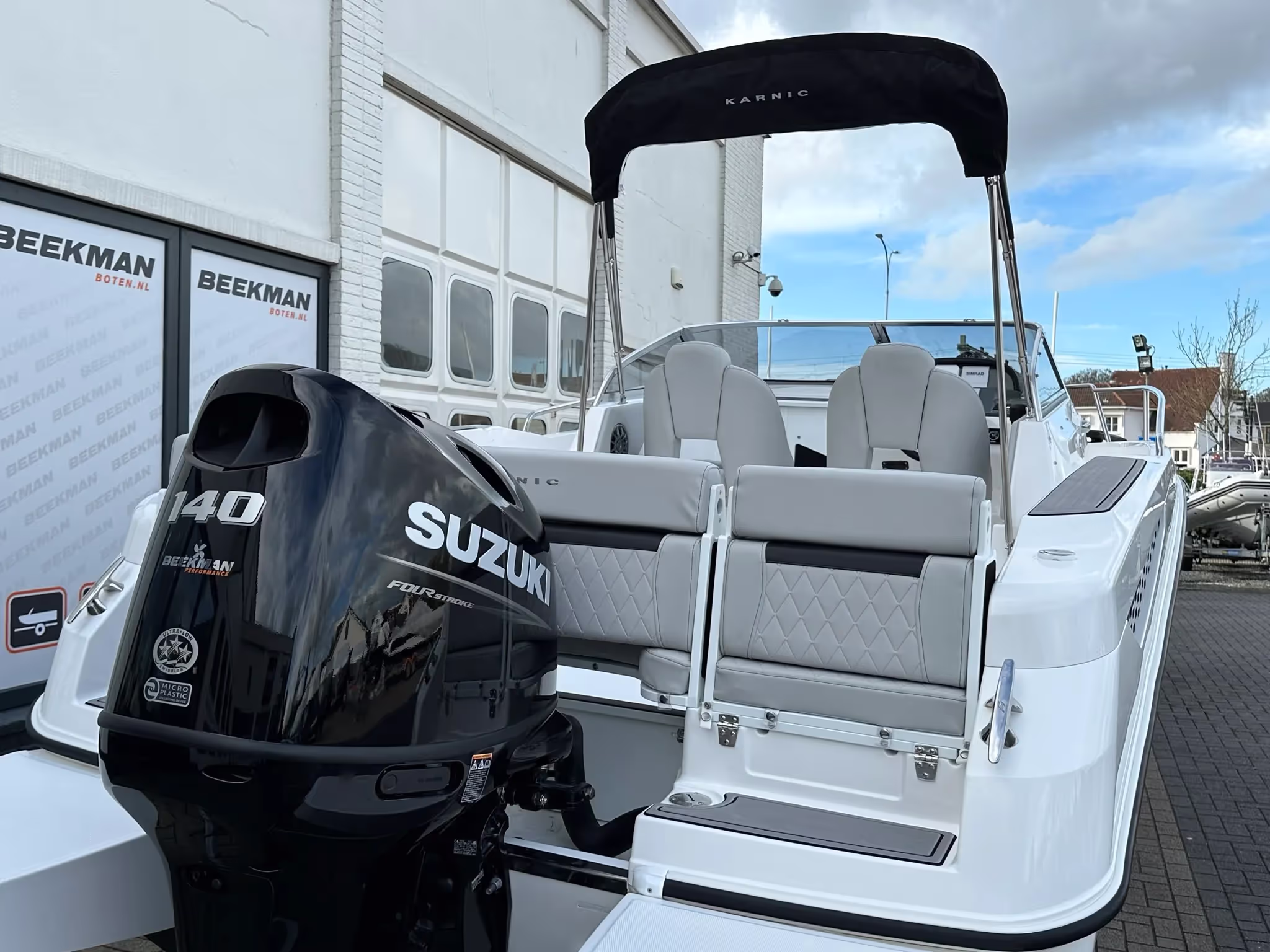 Karnic SL640 Walkaround