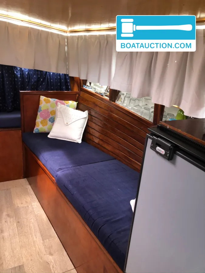 Motorboat 960