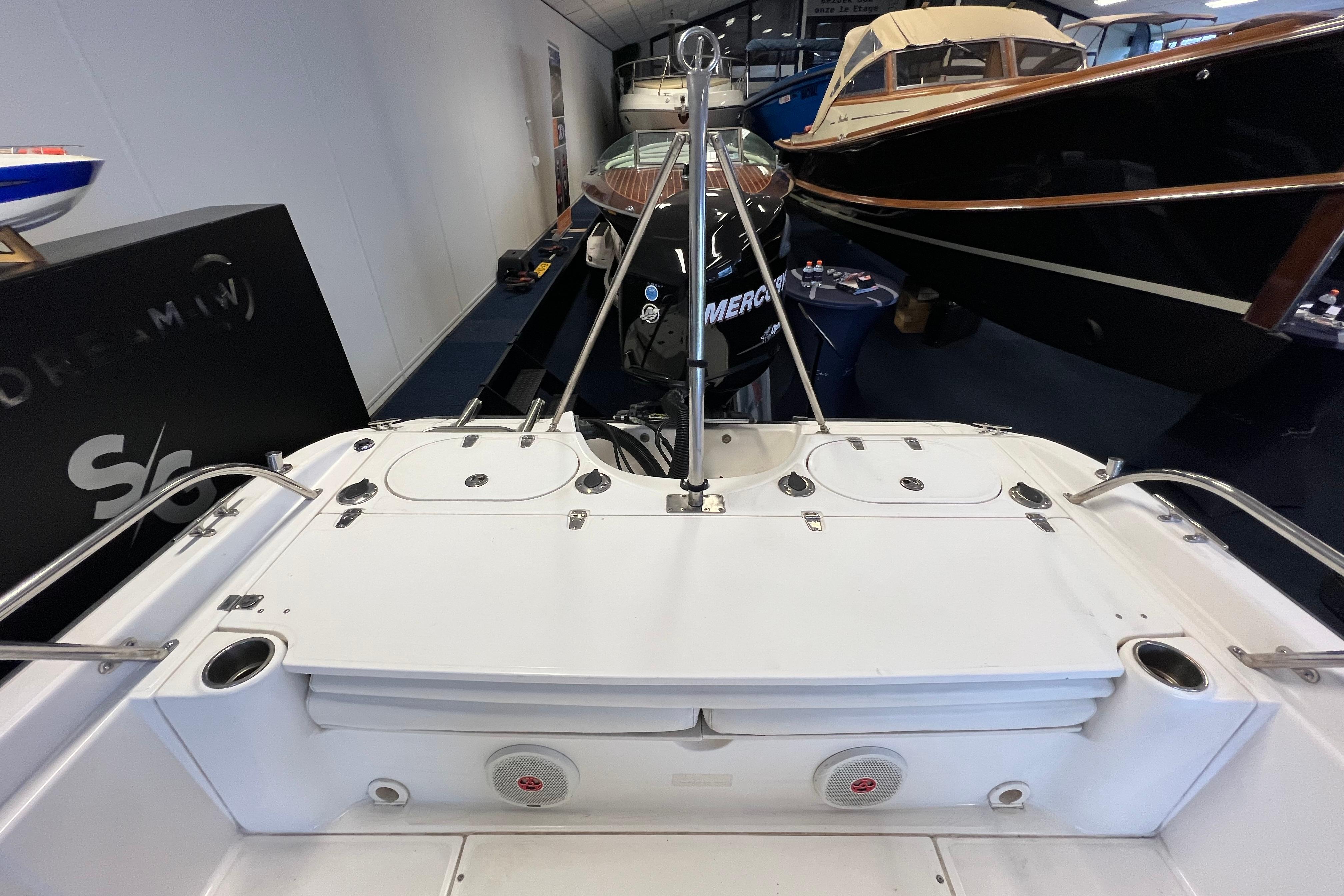 Boston Whaler 180 Dauntless