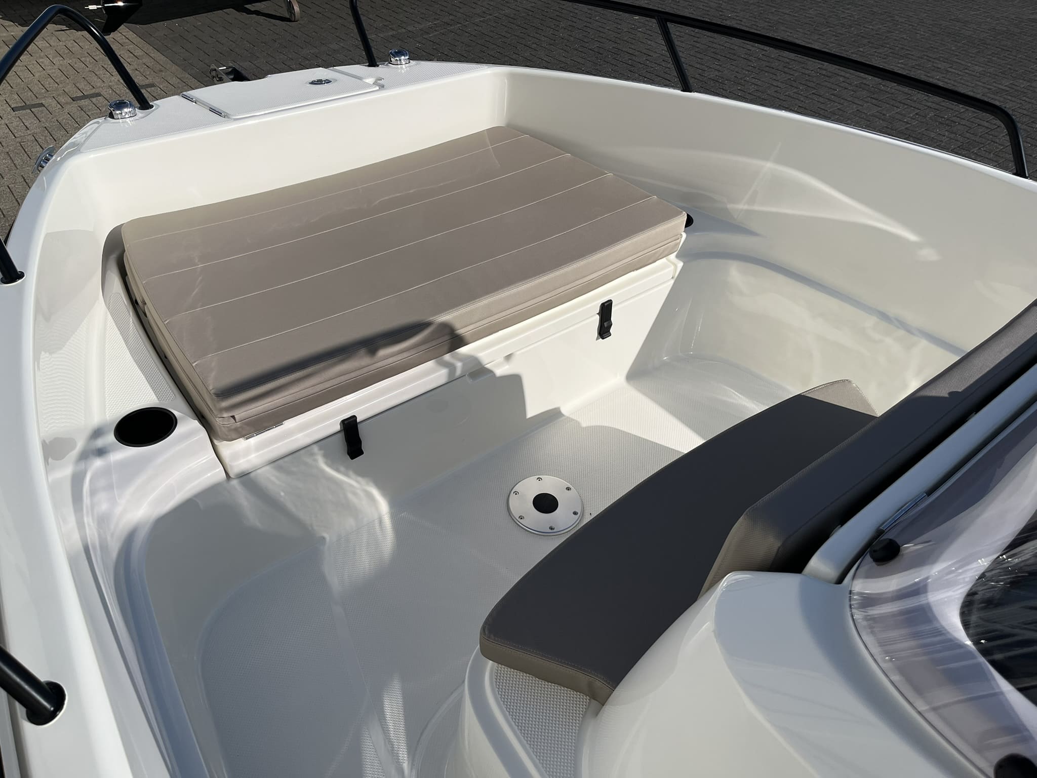 Quicksilver 555 Open